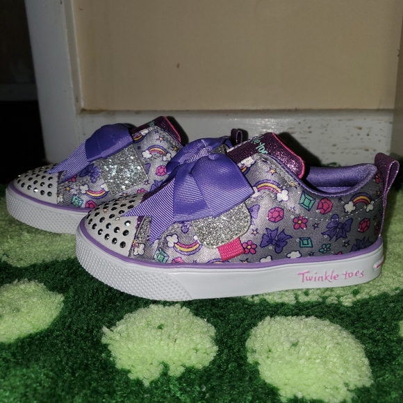 Skechers Other - Twinkle toes light up girls rainbow sneakers